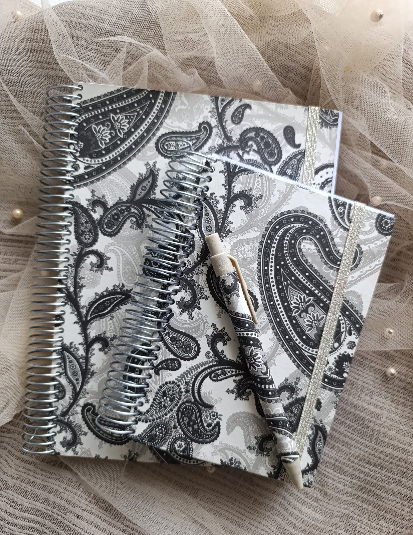 Cuaderno hecho a mano